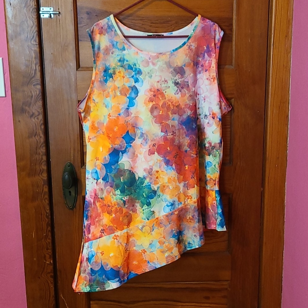 Lily Asymmetrical Floral Tie Dye Tunic Tank. Sz 3X